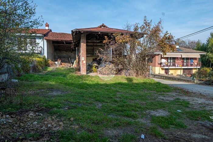 Casa quadrilocale in vendita in Via Nivola, Cervere