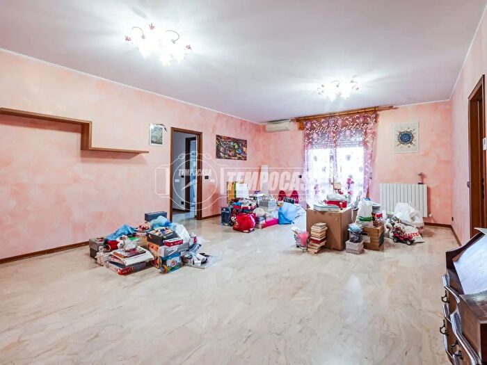 Appartamento trilocale in vendita in Via ° Maggio, Castelfranco Emilia