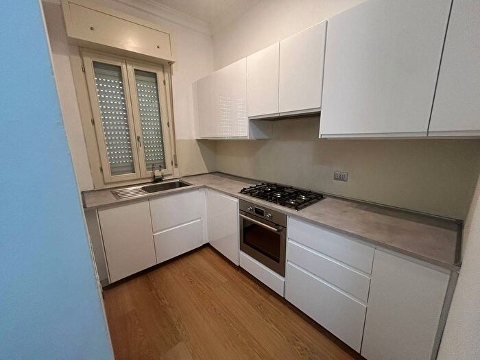 Appartamento trilocale in affitto in Via Bonifacio Bembo, Centro, Cremona