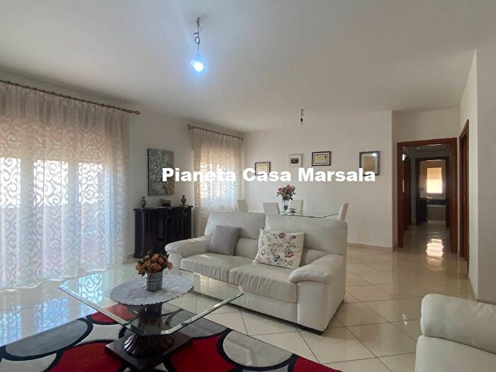 Appartamento quadrilocale in affitto in Corso Calatafimi, Centro Urbano, Marsala