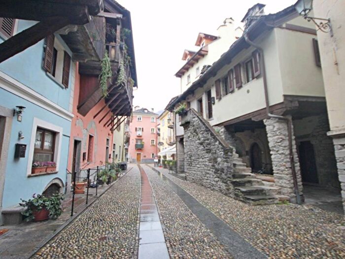 Appartamento bilocale in affitto in Via Fermo Carina, Centro, Domodossola