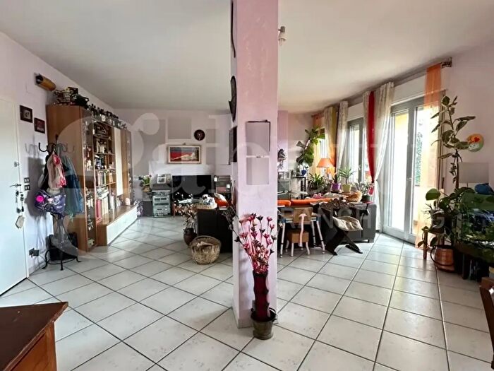 Appartamento con 7 locali in vendita in Asciano