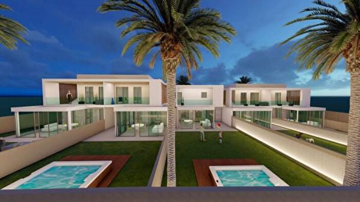 Case in Vendita e in Affitto - 3