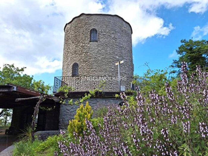 Casa con 6 locali in vendita in Via Chiunzi, Tramonti