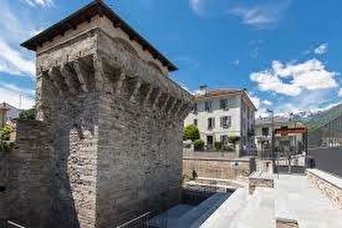 Case in Vendita e in Affitto - 3