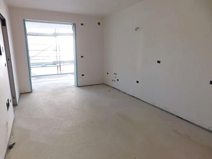 Appartamento trilocale in vendita in Via da Vinci, Tortoreto