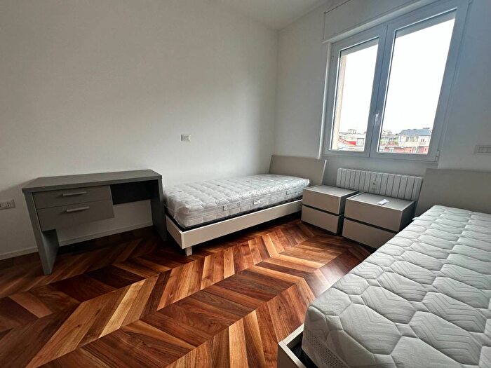 Appartamento trilocale in affitto in Via Guglielmo Ciardi, San Siro, Milano