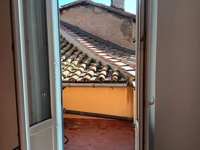 Appartamento trilocale in affitto in Via dei Funari, Ghetto Portico dOttavia, Roma