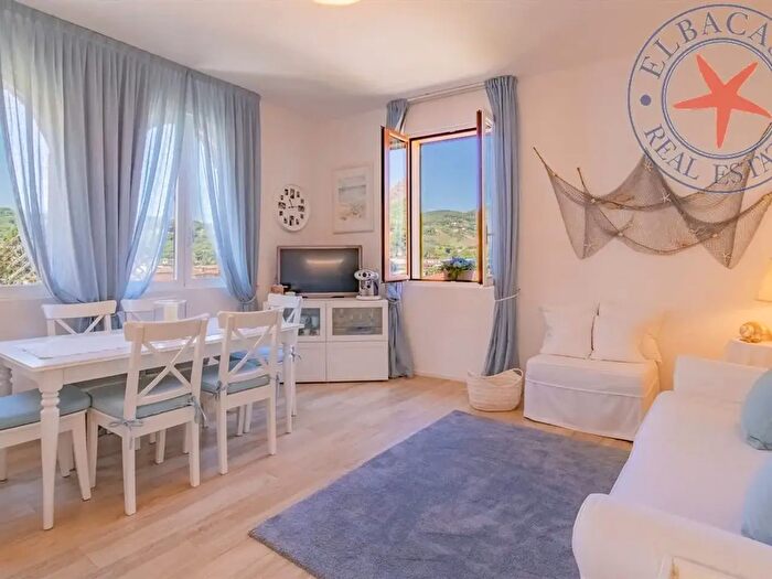 Appartamento trilocale in vendita in Porto Azzurro