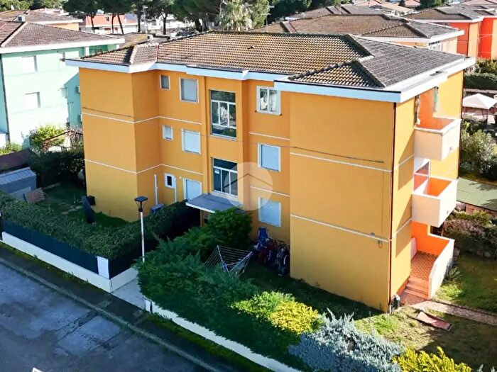 Appartamento bilocale in vendita in Via Tirso, Pineto