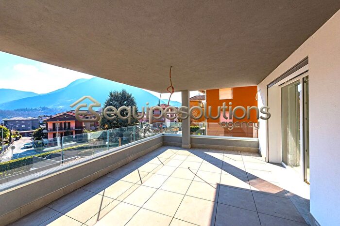 Appartamento quadrilocale in vendita in Via Patrioti, Albino