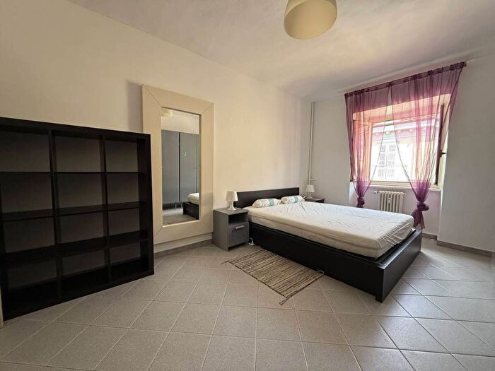 Appartamento bilocale in affitto in Via Saluzzo, San Salvario Baretti, Torino