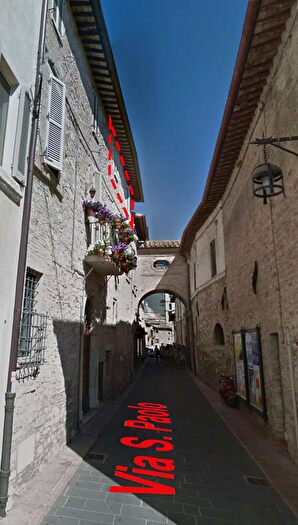 Appartamento con 6 locali in vendita in Via San Paolo, Assisi