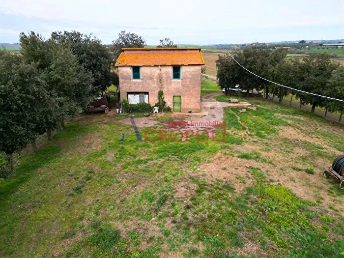 Casa quadrilocale in vendita in Via Casale di Spanora, Anguillara Sabazia