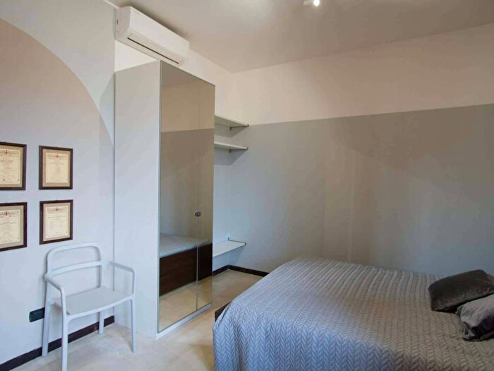 Appartamento monolocale in affitto in Via dei Piatti, Carrobbio, Milano