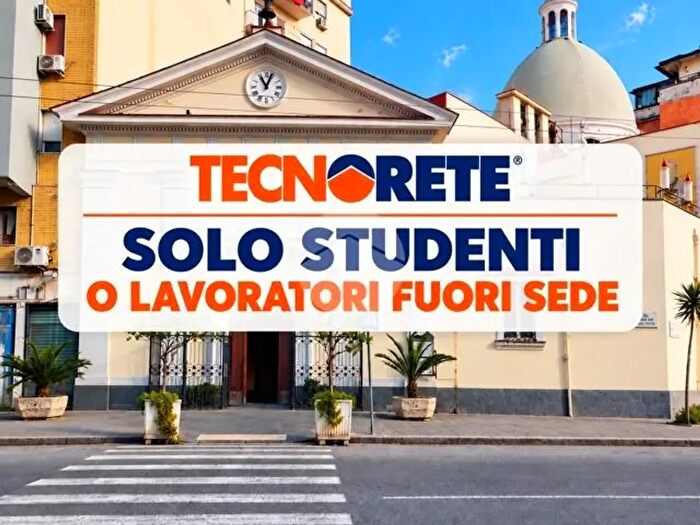 Appartamento bilocale in affitto in Via Padre Ludovico da Casoria, Napoli