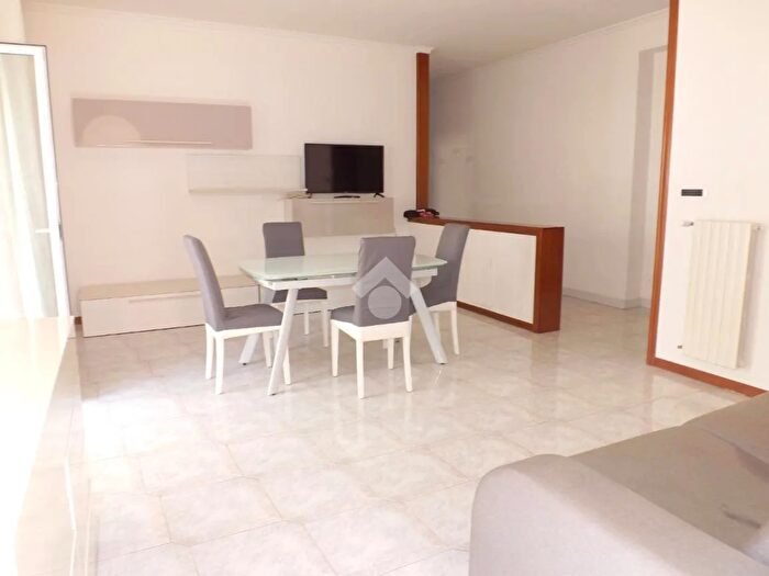 Appartamento trilocale in vendita in Via La Marina, Bisceglie