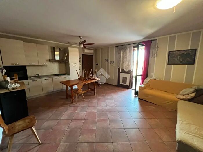 Appartamento trilocale in vendita in Piazza l'Antica Piazzola, San Gervasio Bresciano