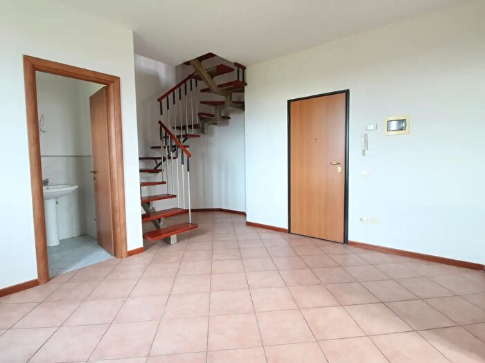 Appartamento trilocale in vendita in Via XXV Aprile, Santa Croce SullArno