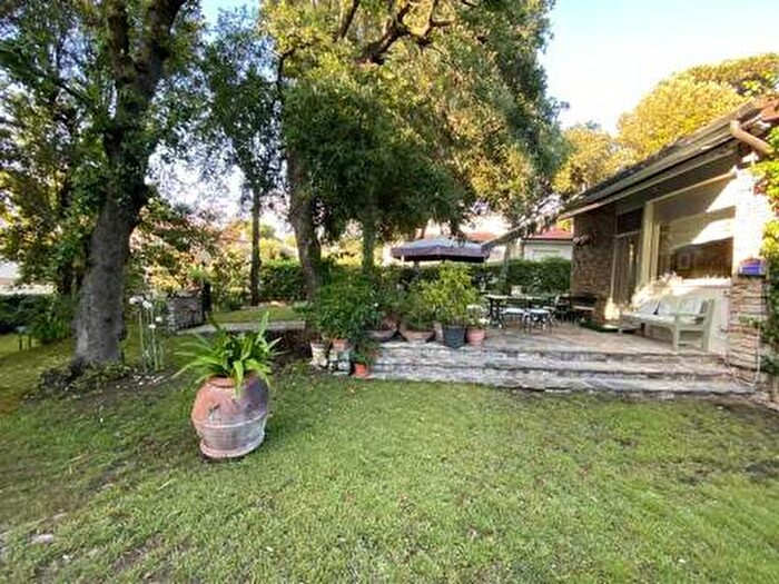 Casa con 6 locali in affitto in Via Degli Allori, Tirrenia, Pisa