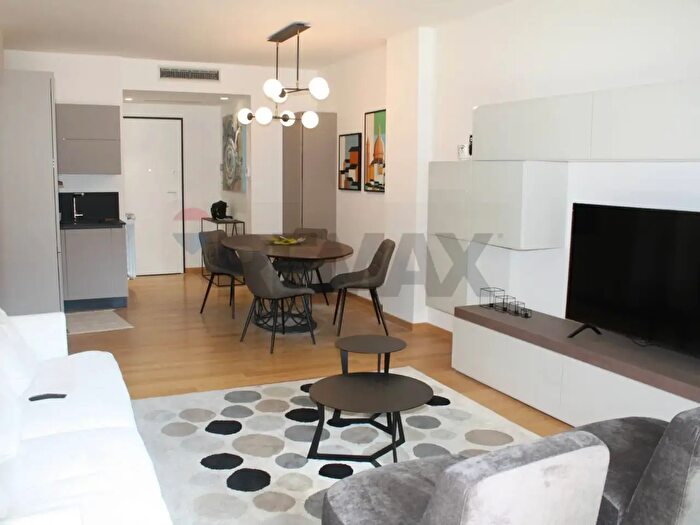 Appartamento quadrilocale in affitto in Via Federico Ciccaglione, Catania