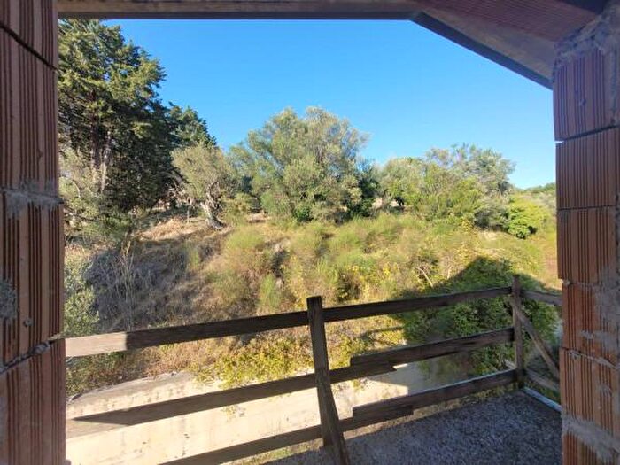 Casa con 6 locali in vendita in Perugia