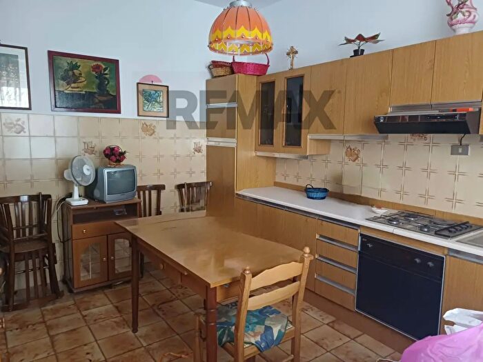 Casa con 5 locali in vendita in Via Antonio Gramsci, Chiaramonte Gulfi