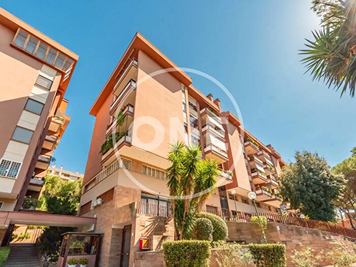 Appartamento trilocale in vendita in Via Padre Angelo Paoli, Roma