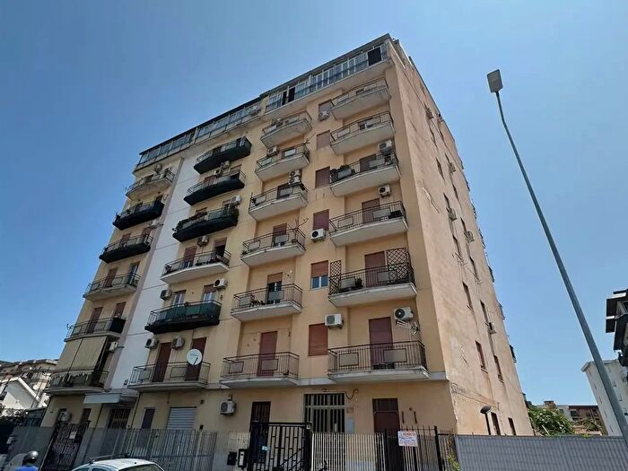 Appartamento quadrilocale in vendita in Viale Regione Siciliana Nord Ovest, Palermo