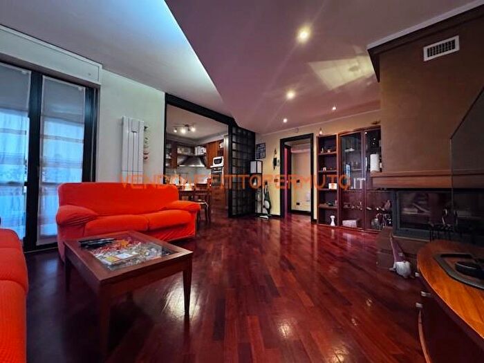 Appartamento trilocale in vendita in Via Don Bertocchi, Urgnano