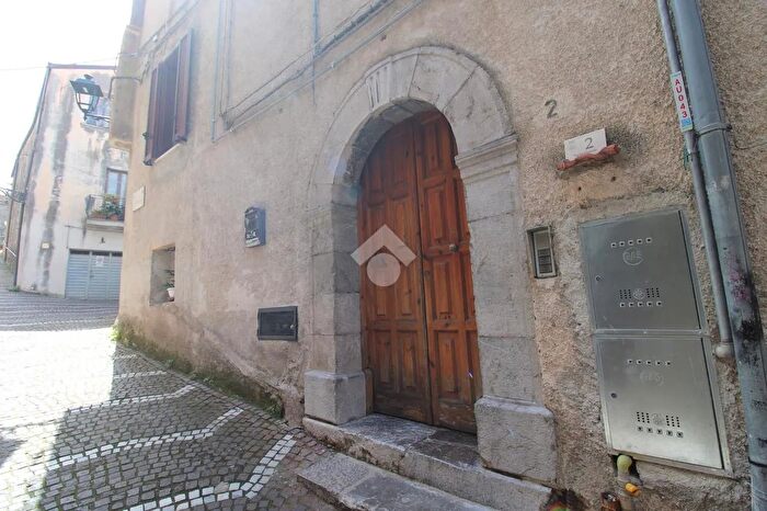 Appartamento quadrilocale in vendita in Corso Umberto I, Vibonati