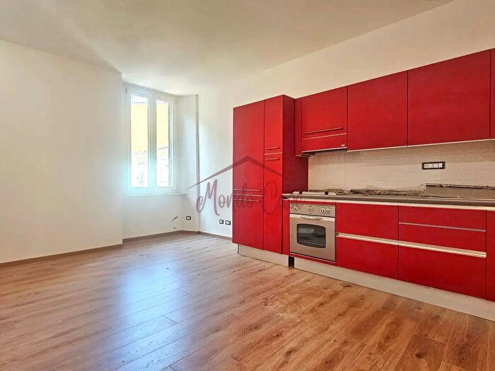 Appartamento quadrilocale in vendita in Piazza Giacomo Matteotti, Sarzana