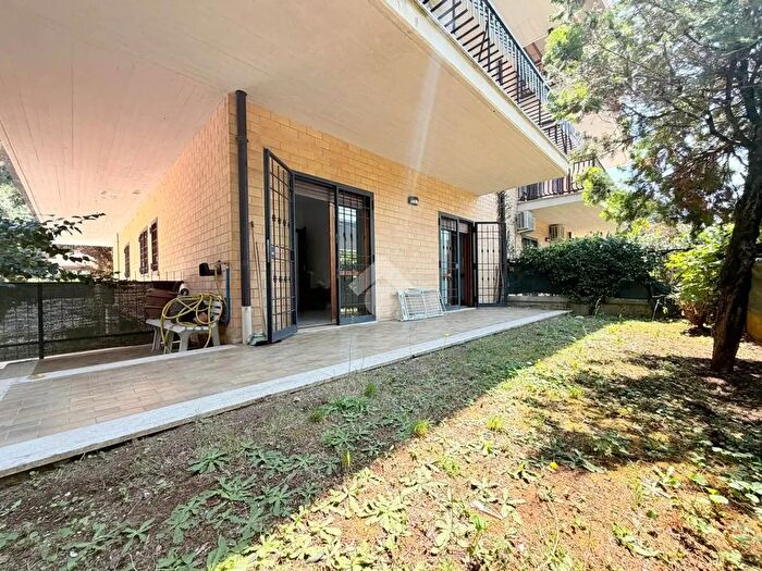Appartamento con 5 locali in vendita in Viale Kennedy, Valmontone