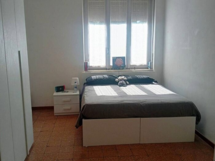 Appartamento trilocale in affitto in Via Rovigo, Aurora, Torino