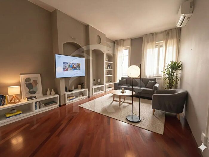 Appartamento quadrilocale in vendita in Via Don Luigi Sturzo, Bologna