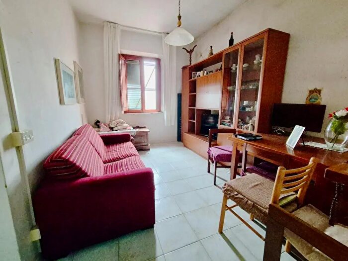 Appartamento trilocale in vendita in Cascina