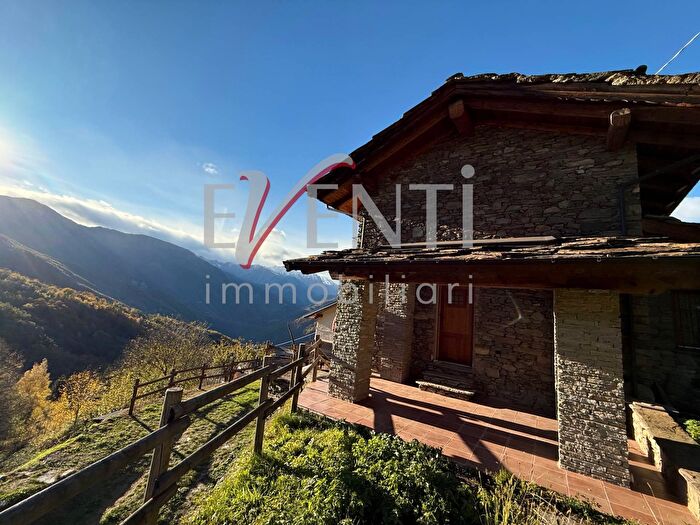 Casa quadrilocale in vendita in Borgata Olivieri Snc, Perrero