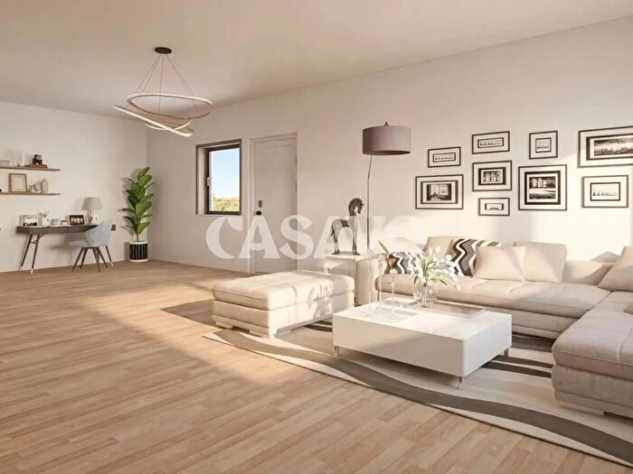Appartamento trilocale in vendita in Strada Miravalle, Moncalieri