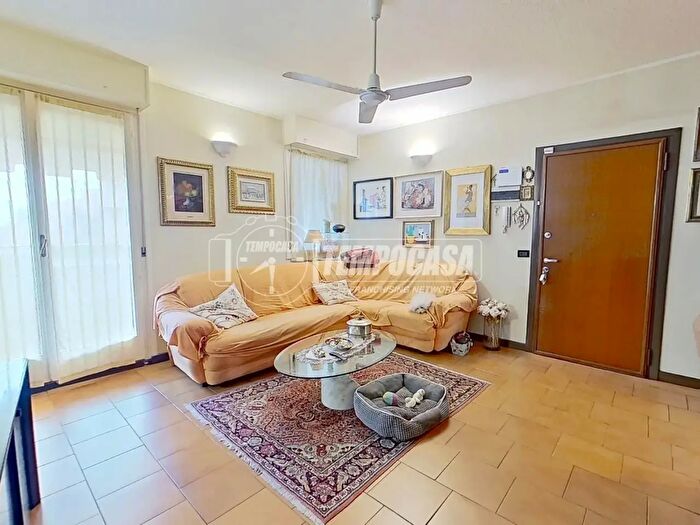 Appartamento quadrilocale in vendita in Via Marsala, Brugherio