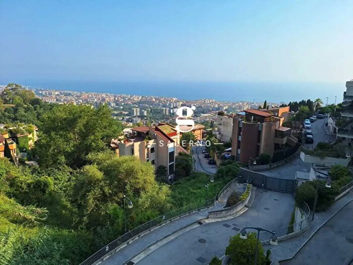 Appartamento con 7 locali in vendita in Parco degli Olmi, Salerno