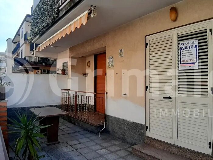 Appartamento quadrilocale in vendita in Via Professor Sfameni, Torregrotta