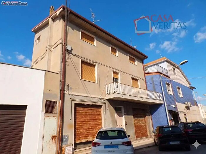 Appartamento trilocale in vendita in Via Alighieri C, Montemarciano