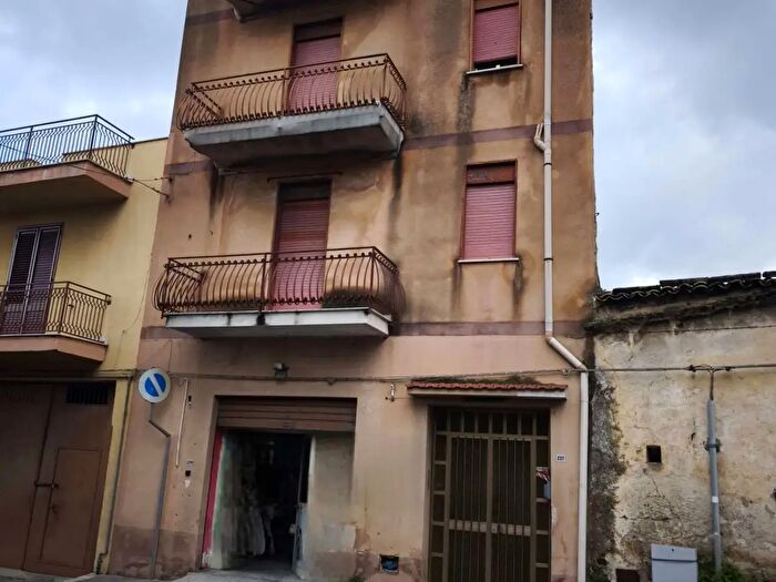 Appartamento trilocale in vendita in Corso Italia, Carini