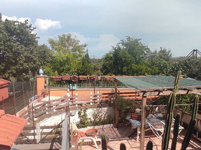 Appartamento trilocale in affitto in Via della Magliana, Trullo Colle del Sole, Roma