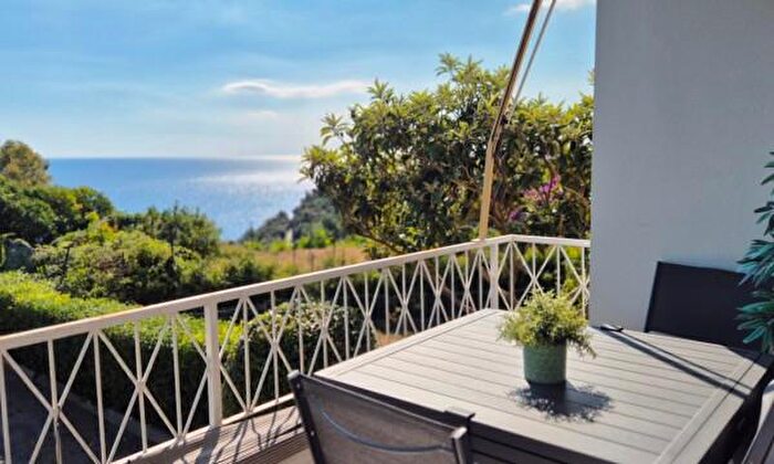 Casa con 5 locali in vendita in Via San Giacomo, Varazze