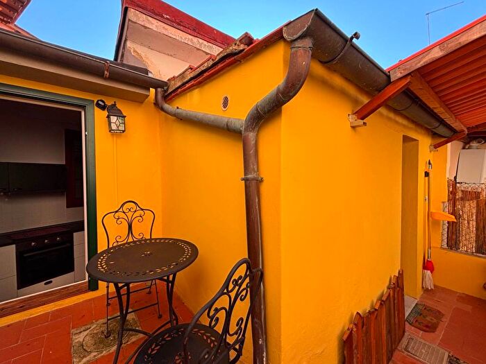 Appartamento bilocale in affitto in Via del Rossellino, Settignano, Firenze