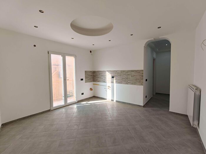 Appartamento bilocale in vendita in Via Ganguzza, Termini Imerese