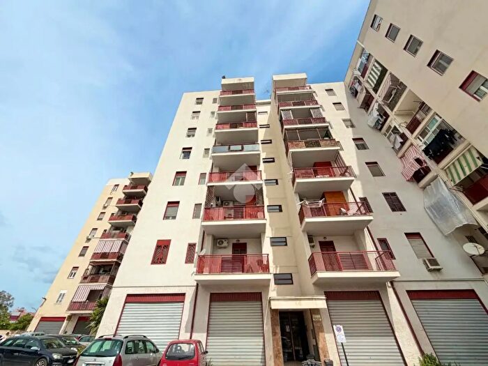 Appartamento trilocale in vendita in Via Porto Torres, Modugno