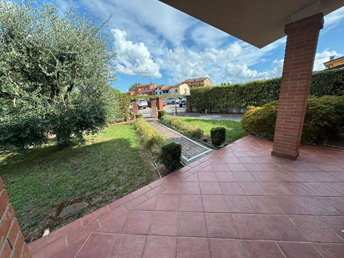 Casa con 6 locali in vendita in Capannori