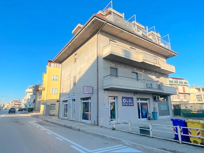 Appartamento con 5 locali in vendita in Via Monte Conero, San Benedetto Del Tronto